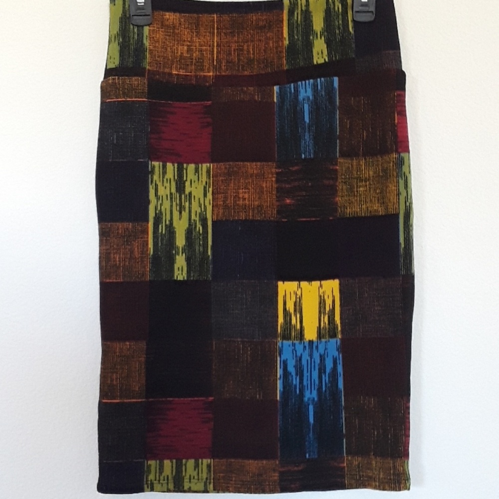 LuLaRoe Cassie Skirt - S